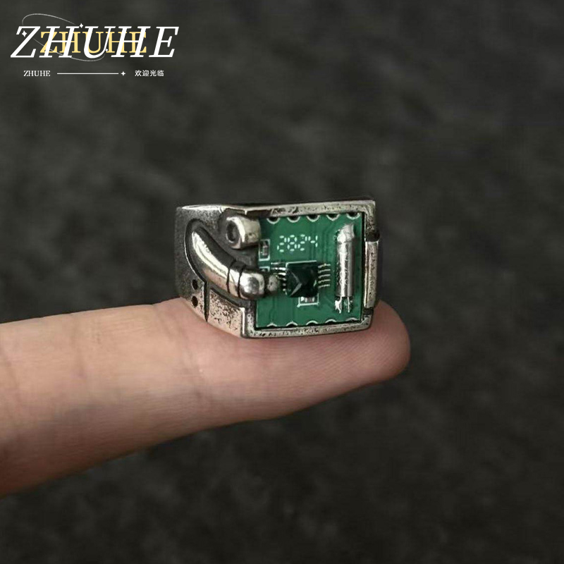 Tech Accessories Industry - Anello con motivo PCB ispirato alla